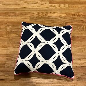 Crown and ivy pillow